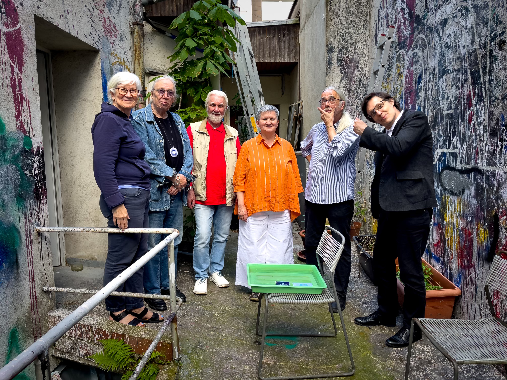 Participants of nthe cyanotype workshop